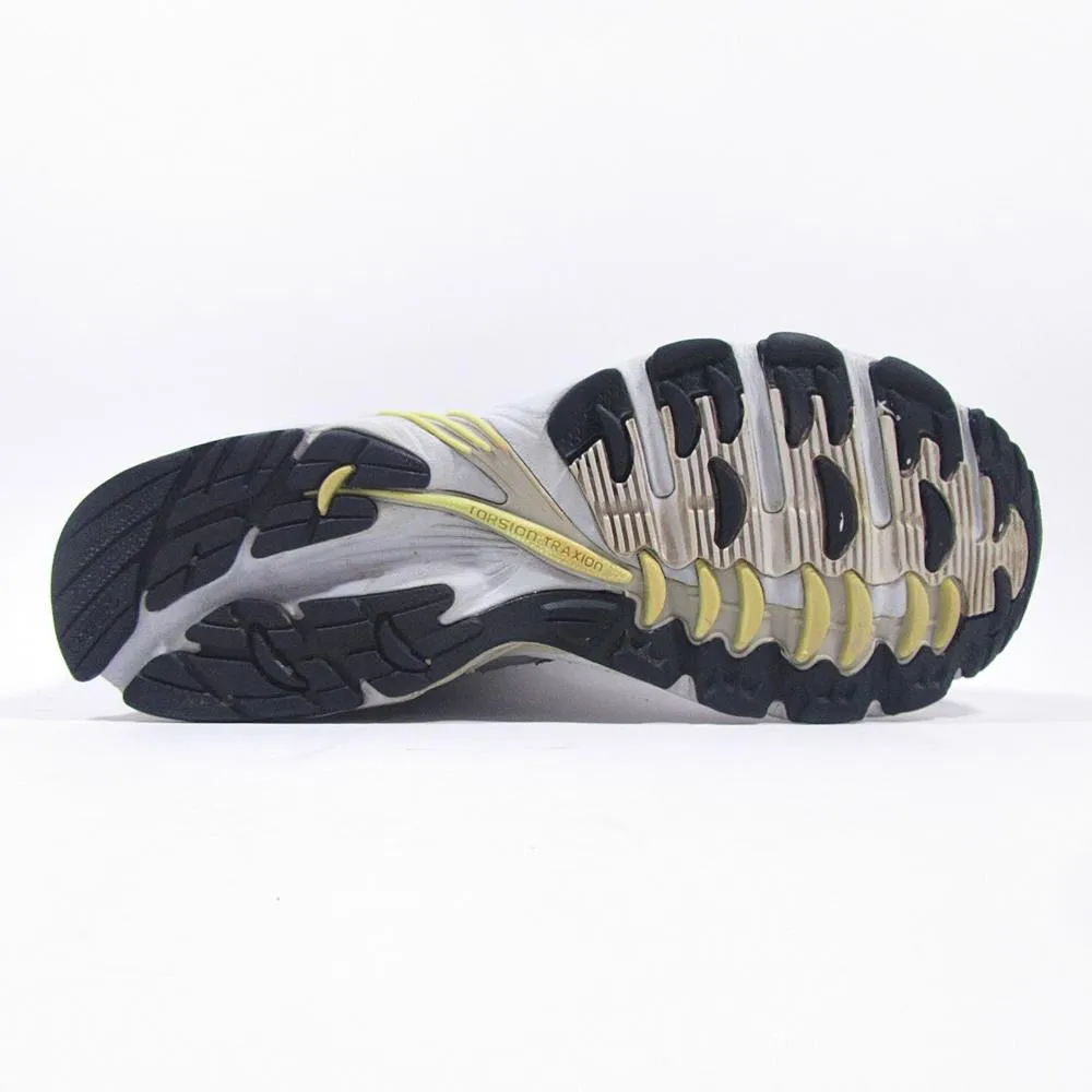 ADIDAS Torsion Traxion