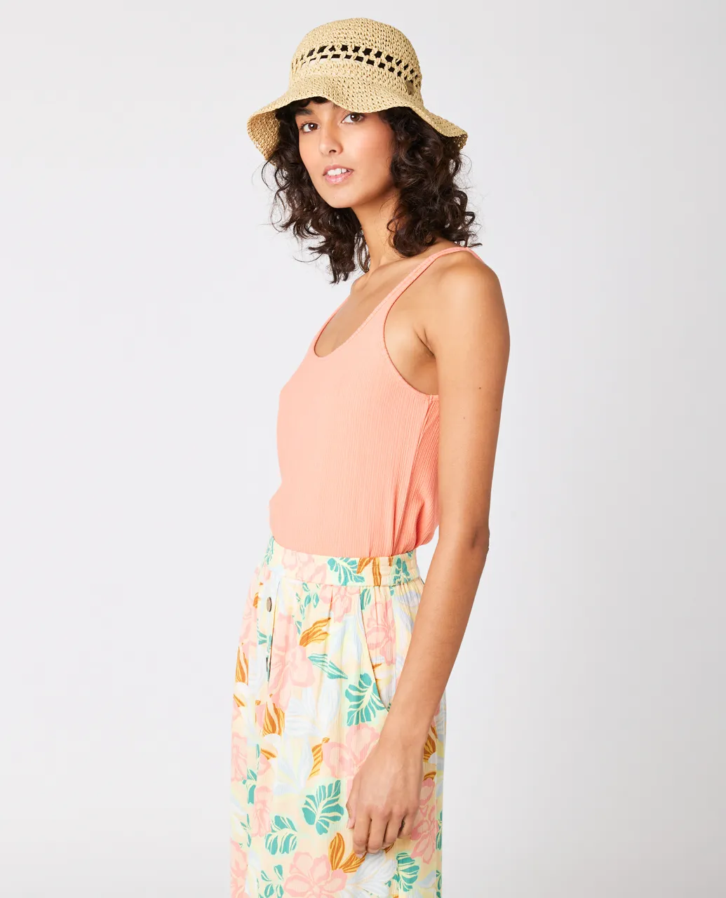 Amantea Vest in Coral