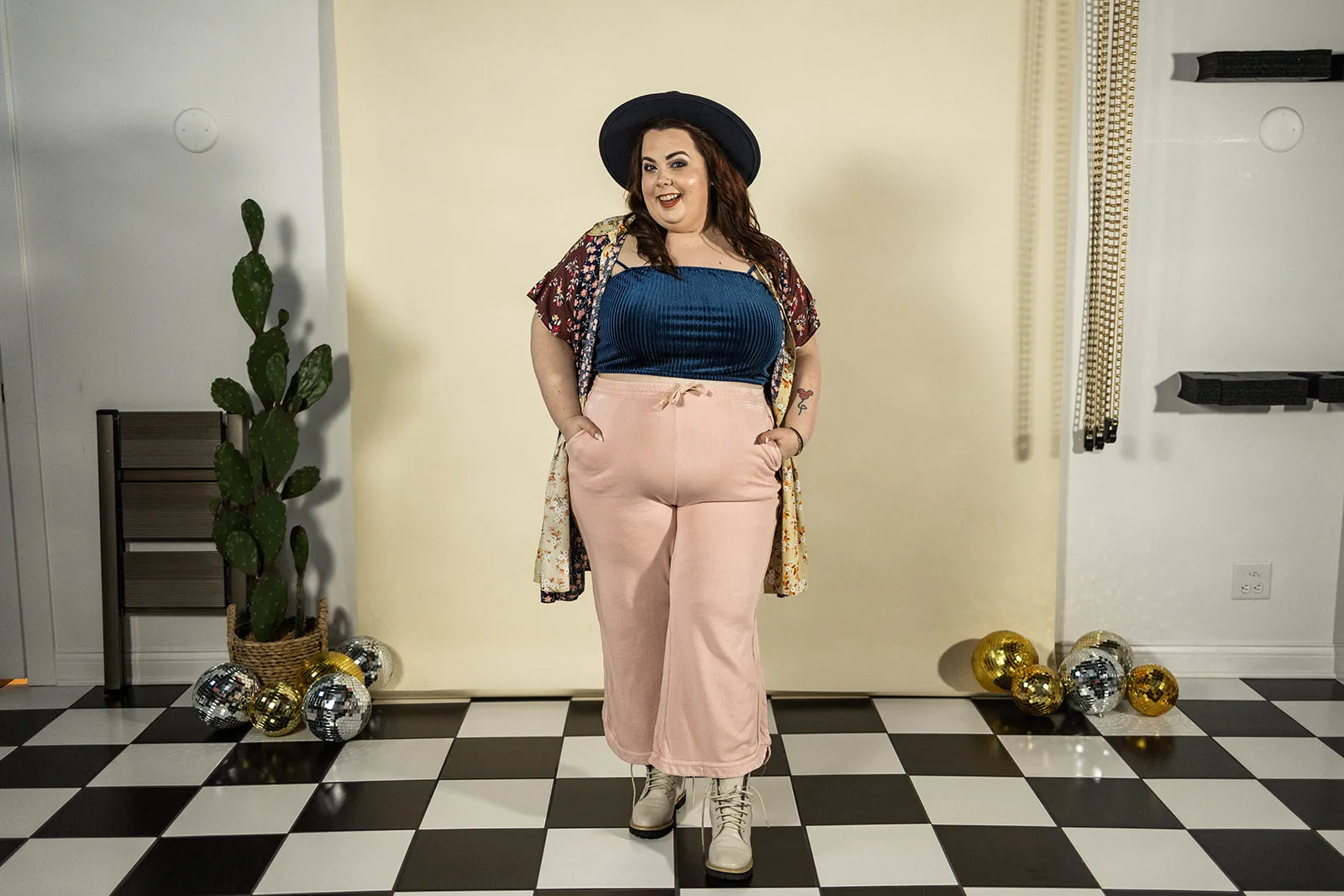 brody knit pants in rose