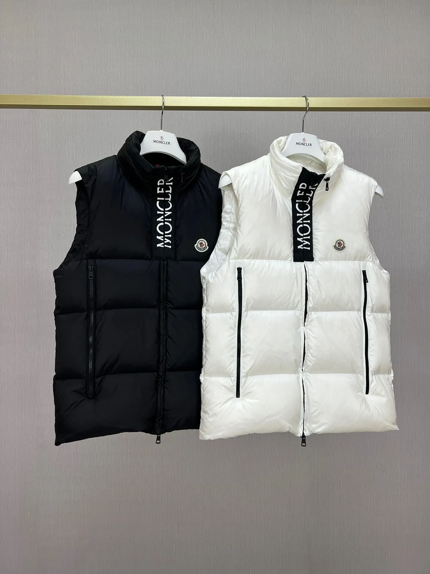 CLTH382 M Down Vest