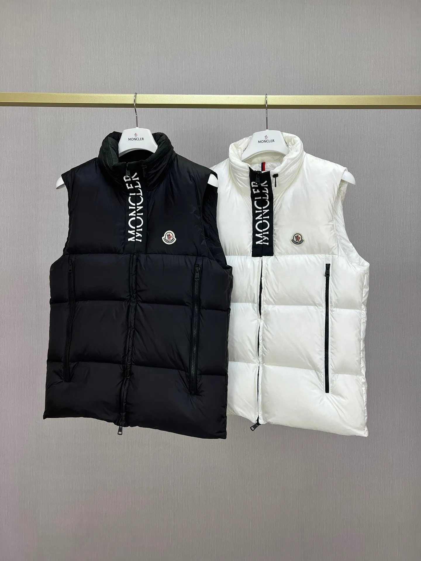 CLTH382 M Down Vest