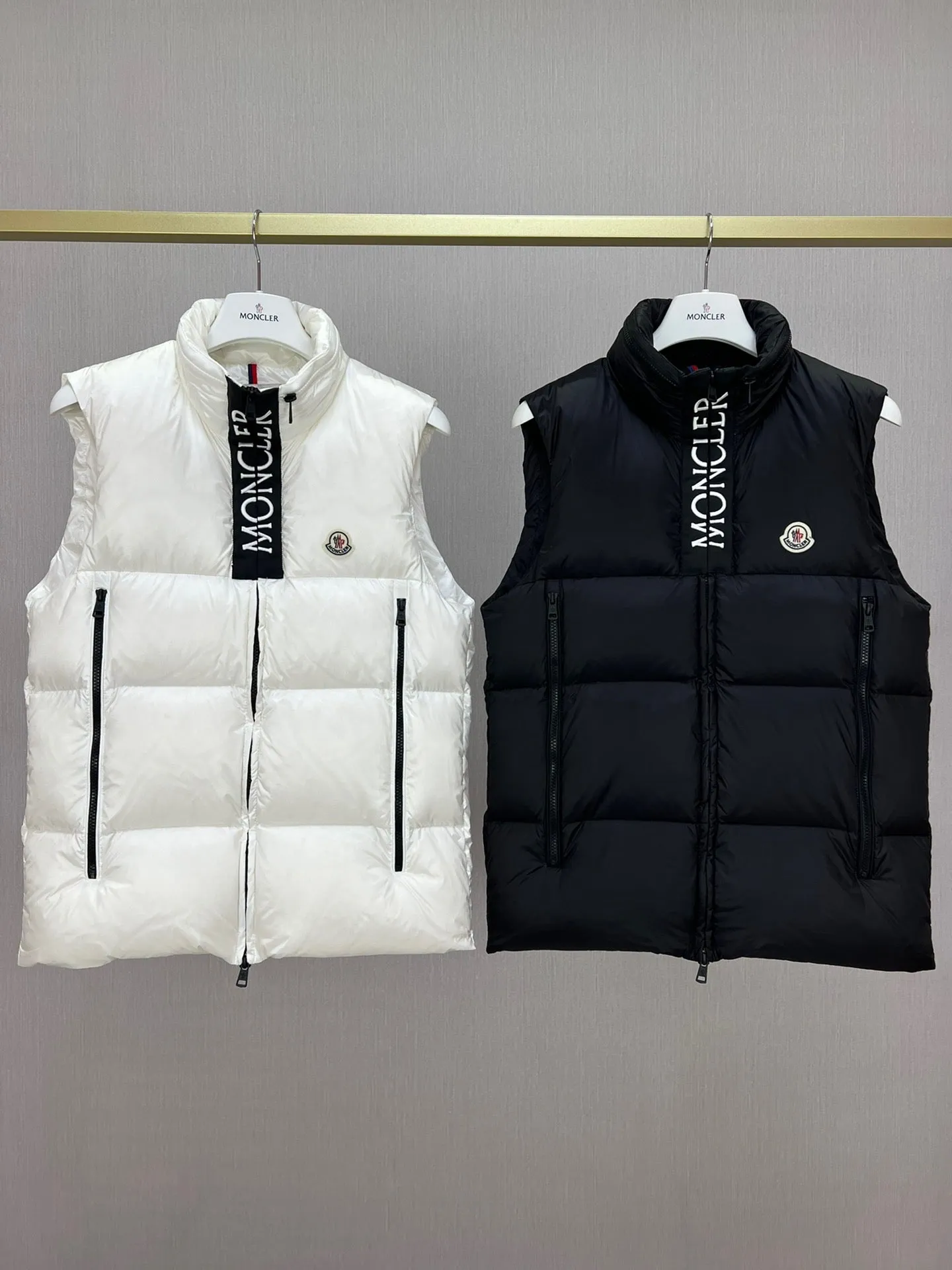 CLTH382 M Down Vest