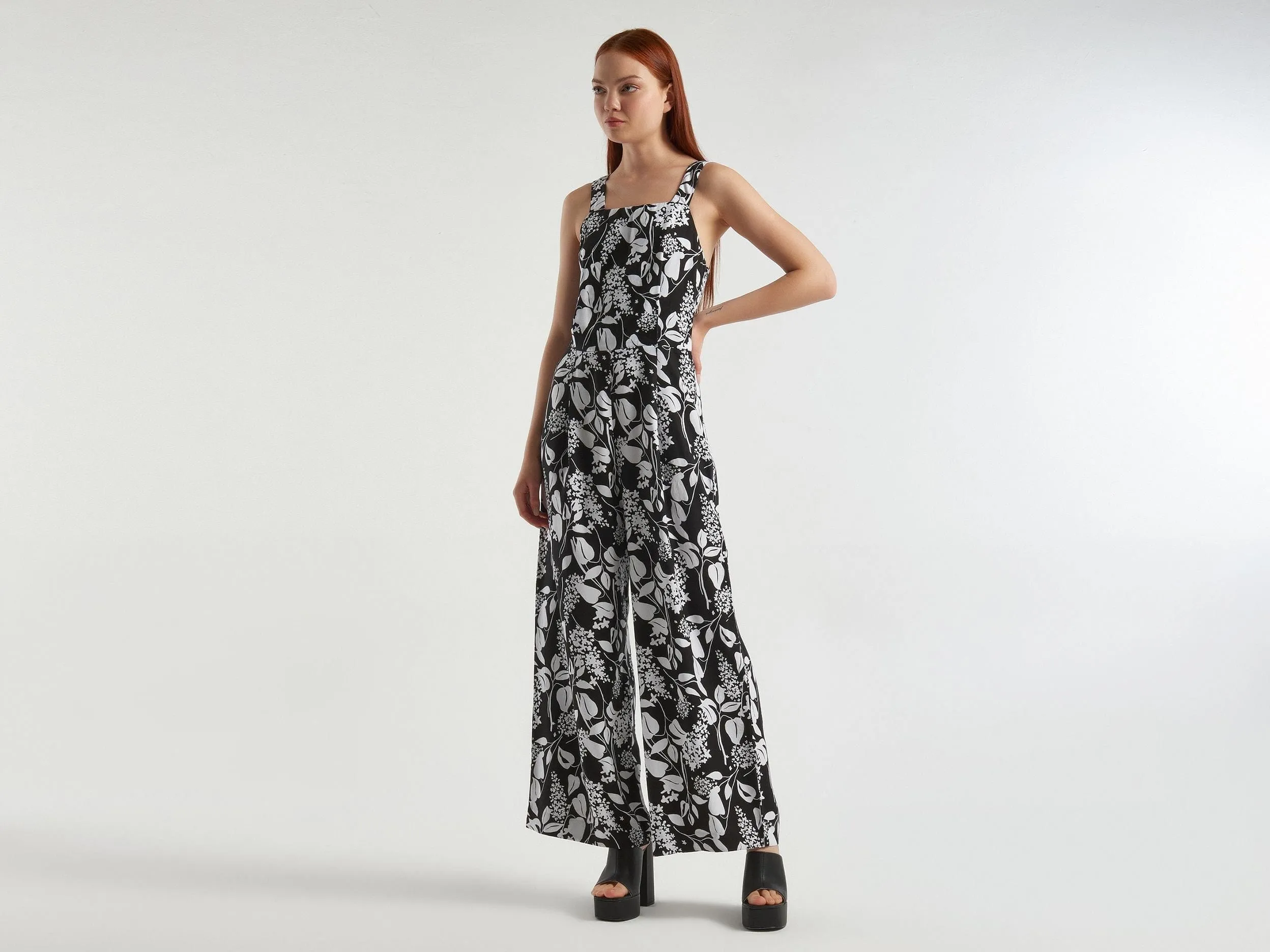 Cross back jumpsuit