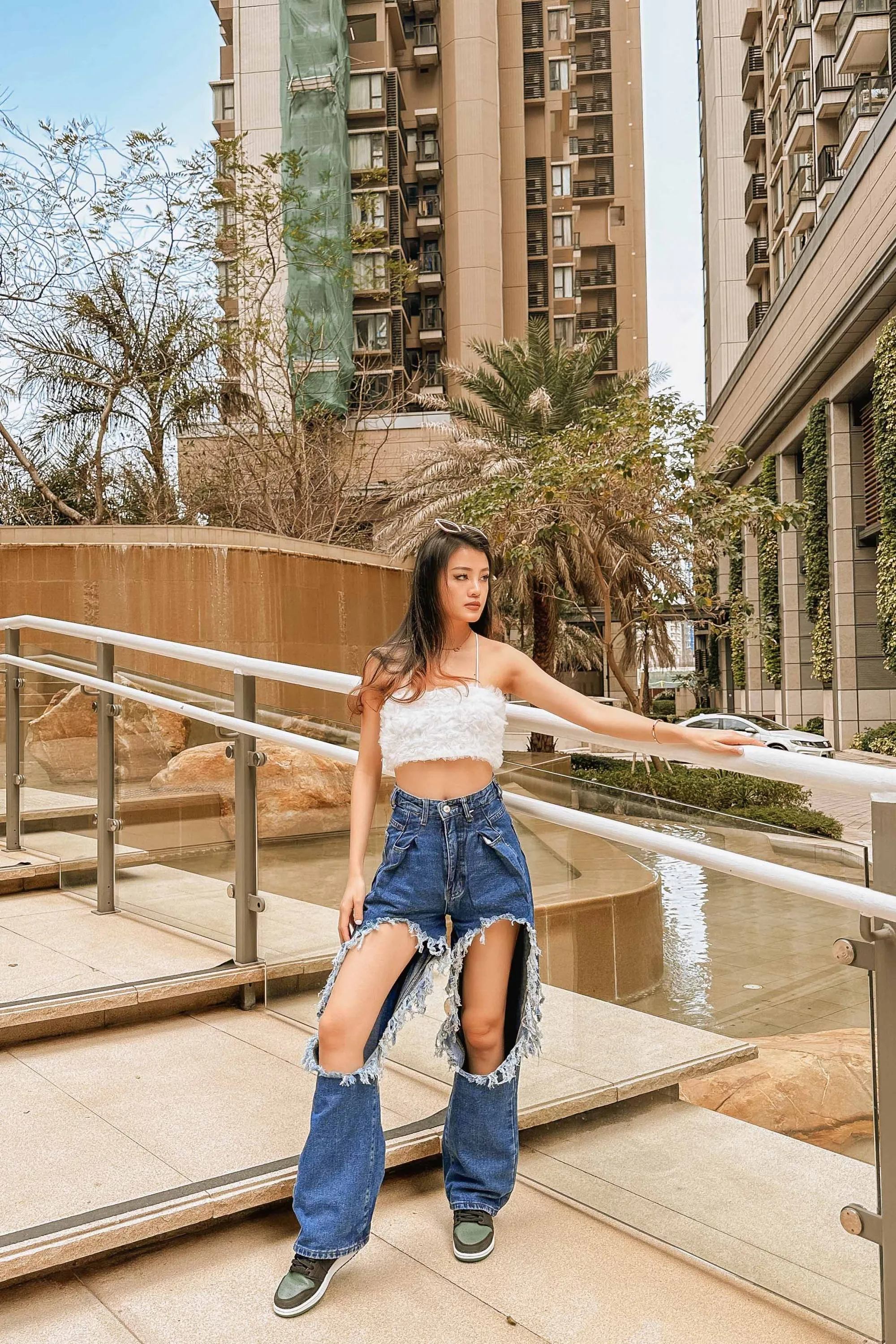 Edica Oversized Ripped Denim Pants