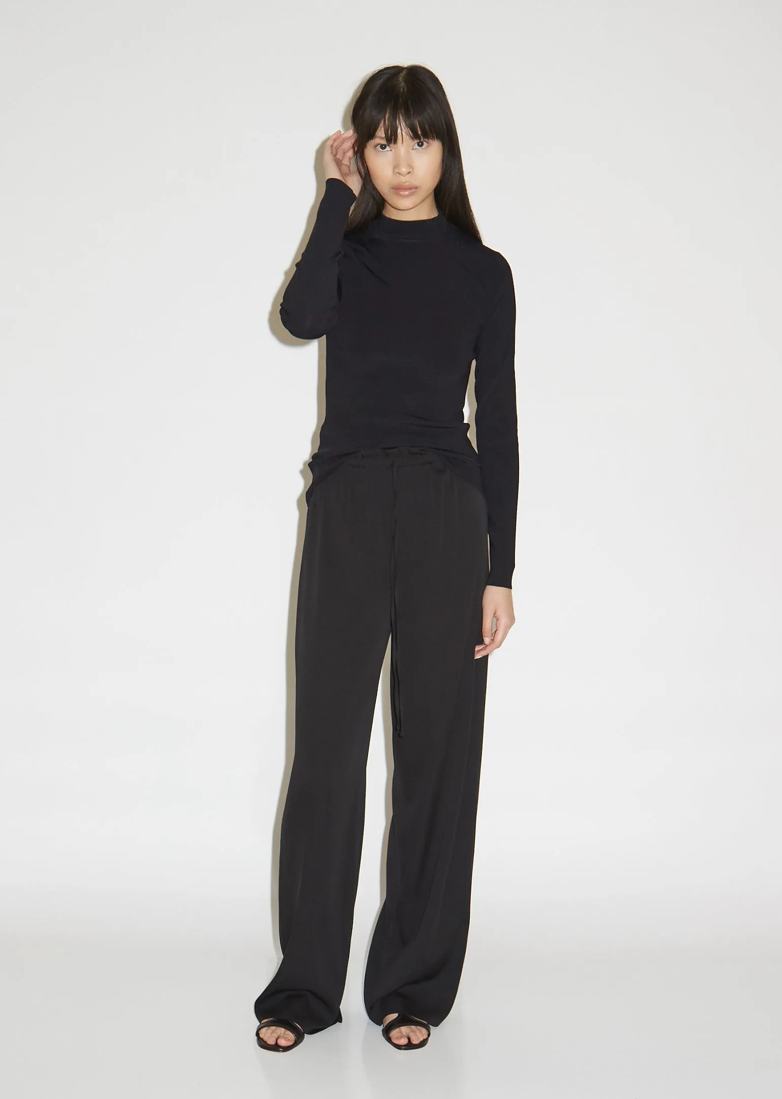 Middi Mock Neck Top