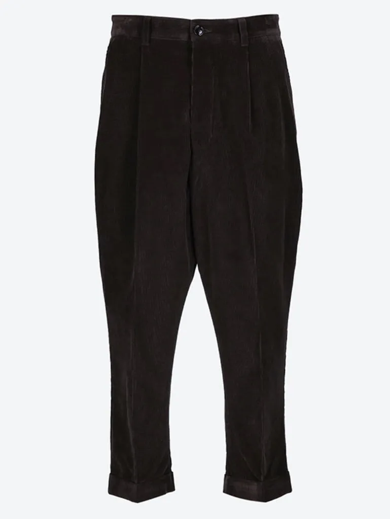 Oversized carrot pants
