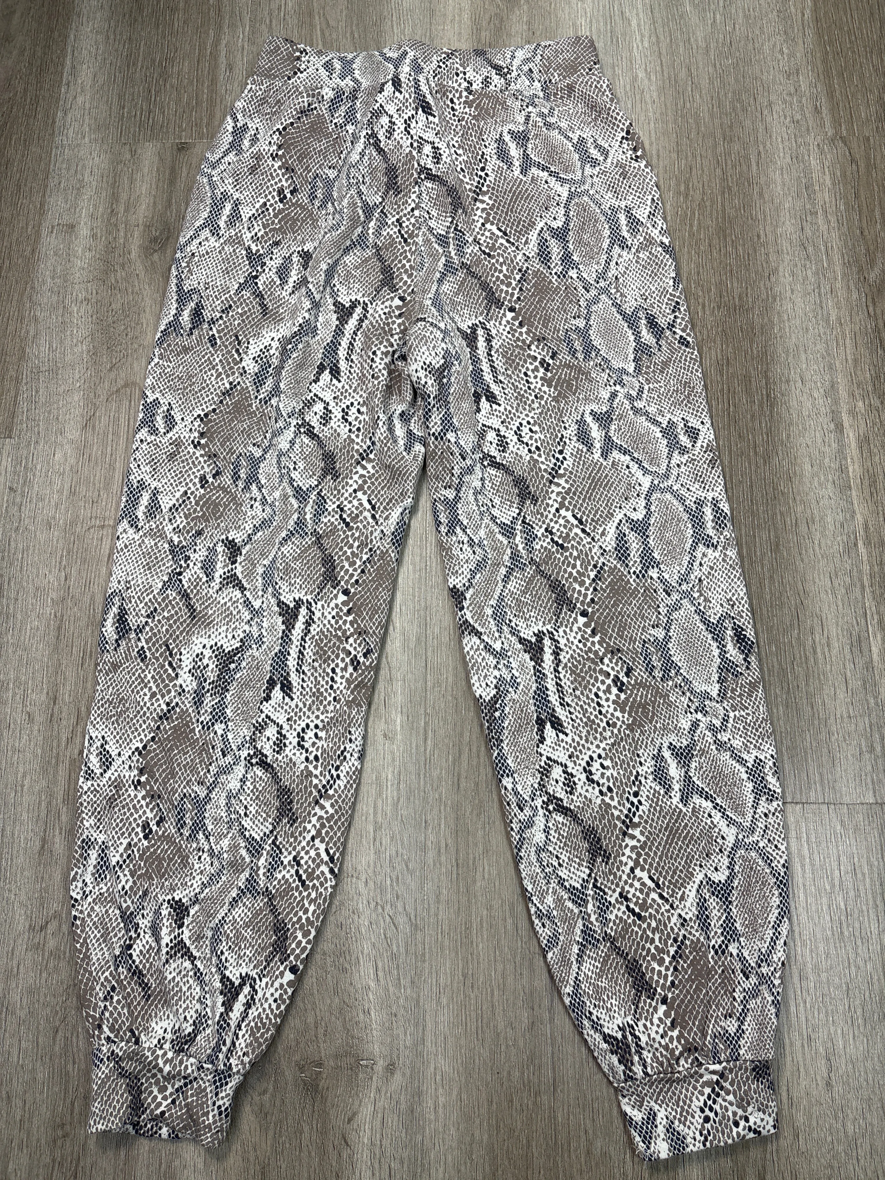Pants Joggers By Express In Snakeskin Print, Size: Xs