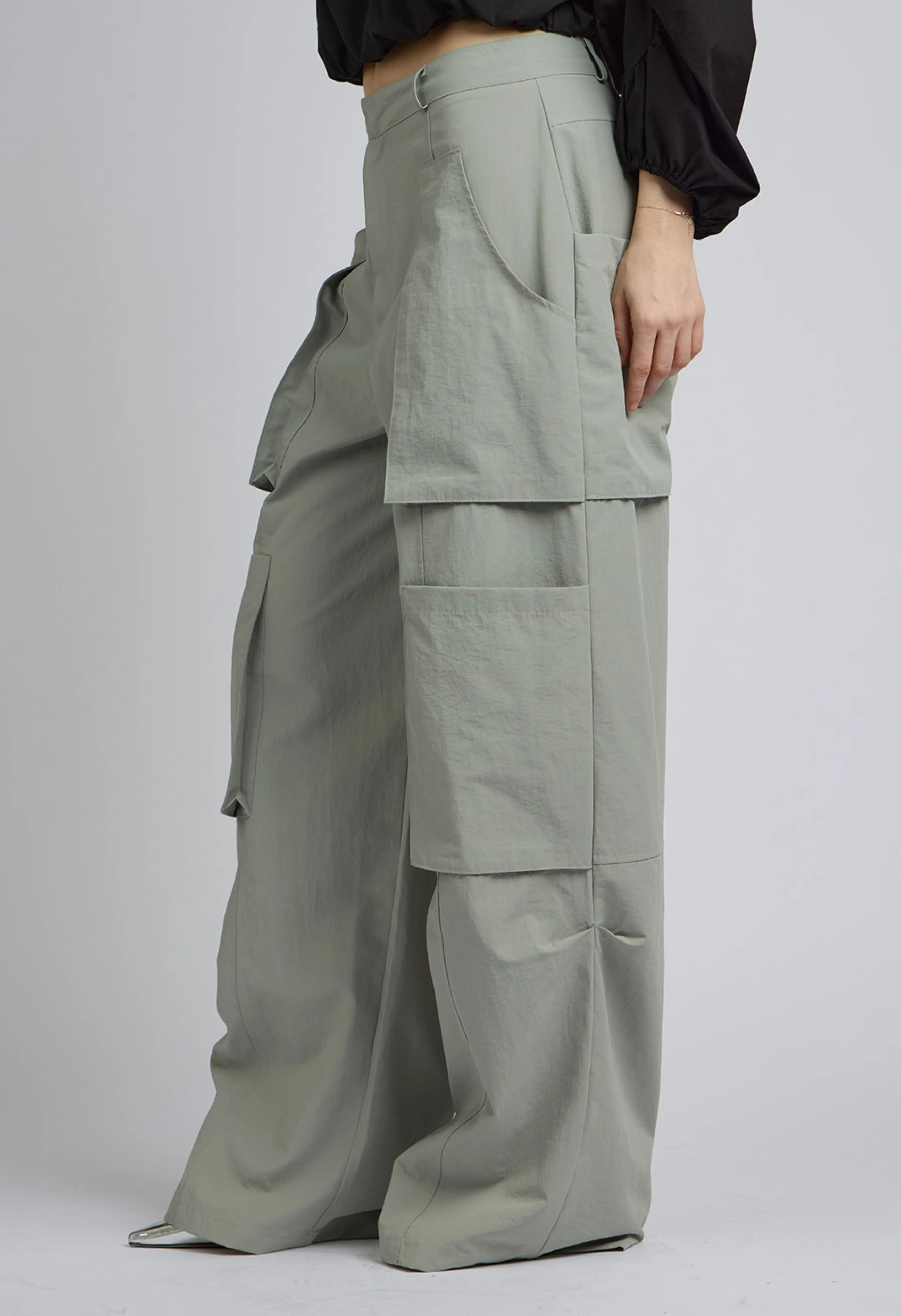 Rayleigh Cargo Pant in Sage