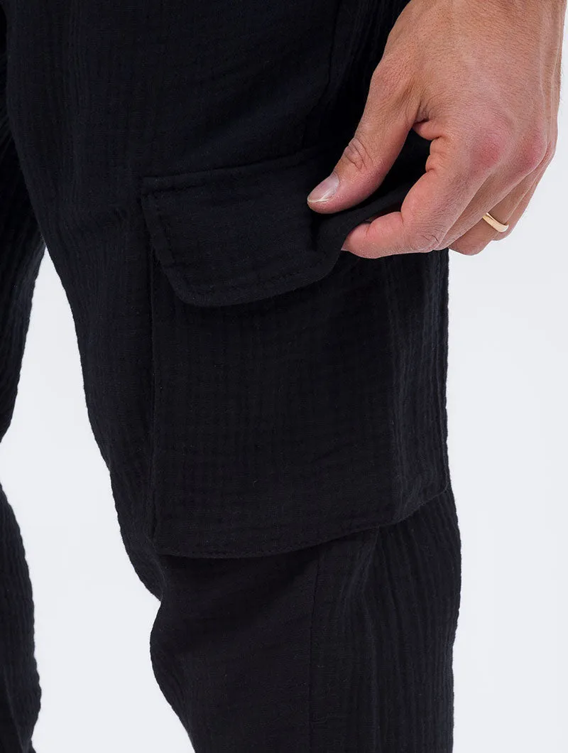 TYLER CARGO PANTS IN BLACK